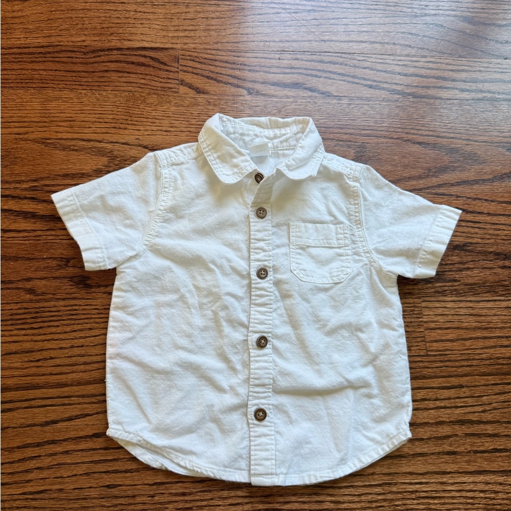 Old Navy White Button Down Shirt Short Sleeves